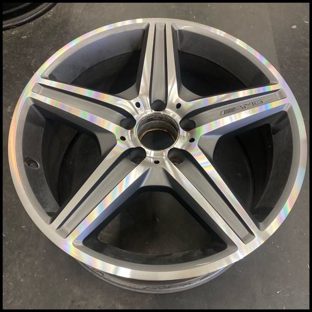 AMG Ronal 1562 CNC Af- gedraaide velg Wheelcare®